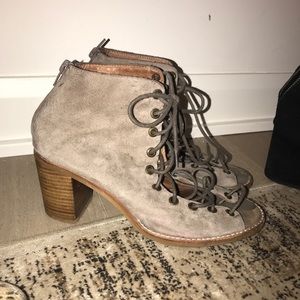 Jeffrey Campbell taupe kors cors shoe heel
